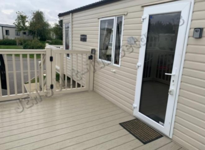 Jems Hot-Tub Getaways 8 Berth At Tattershall Lakes ภายนอก รูปภาพ