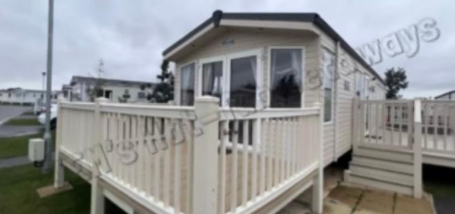 Jems Hot-Tub Getaways 8 Berth At Tattershall Lakes ภายนอก รูปภาพ